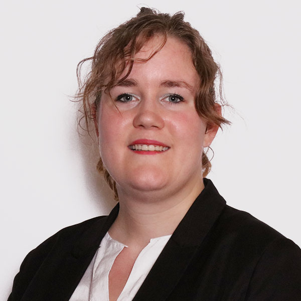 Justine-Cebe Justine-Cebe